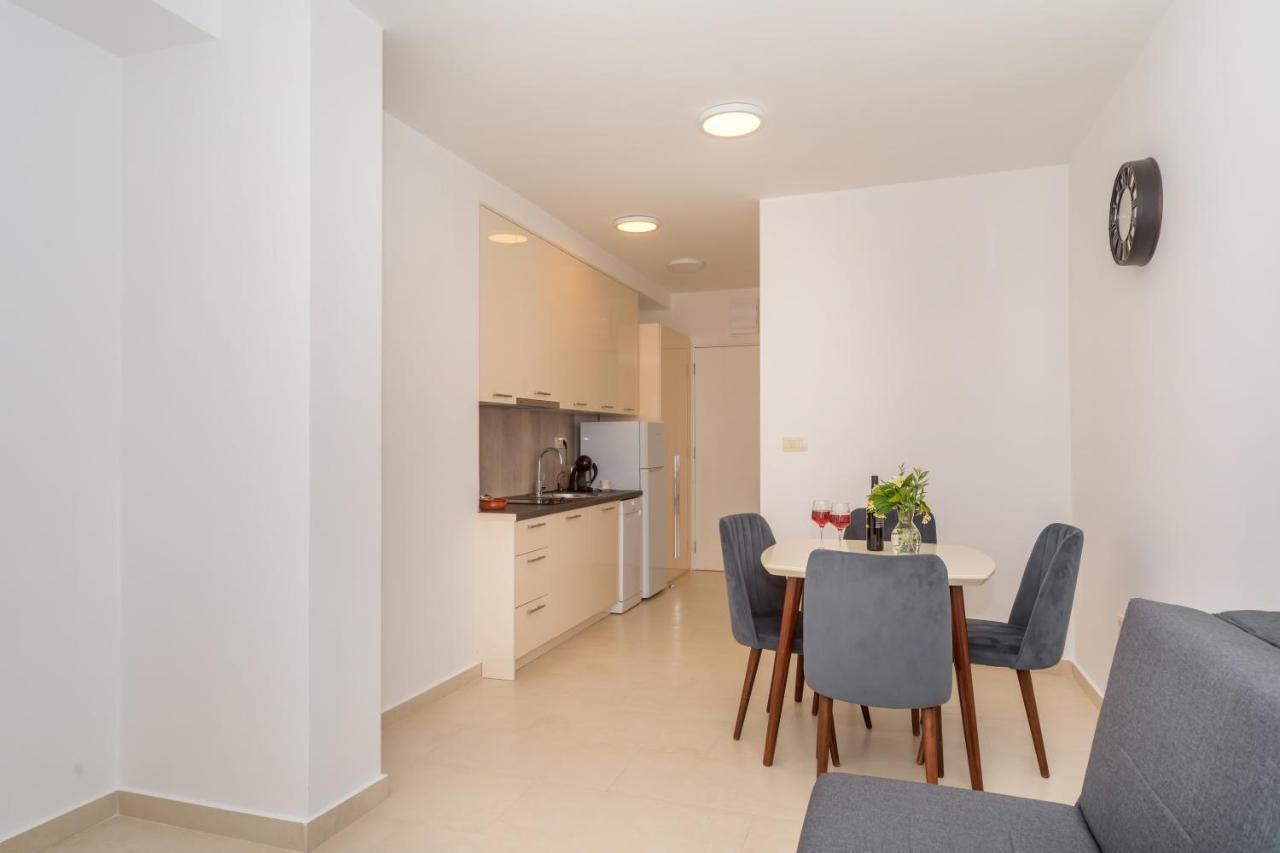 Apartments Petar Budva Bagian luar foto